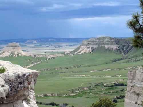 Sedimentary-Rock-Flowing-UT